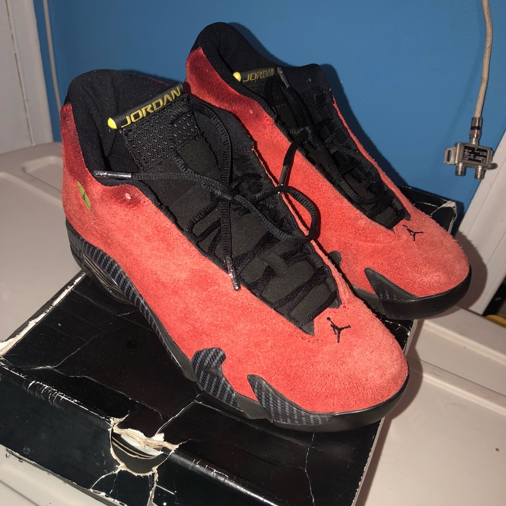Jordan Ferrari 14’s Size 8